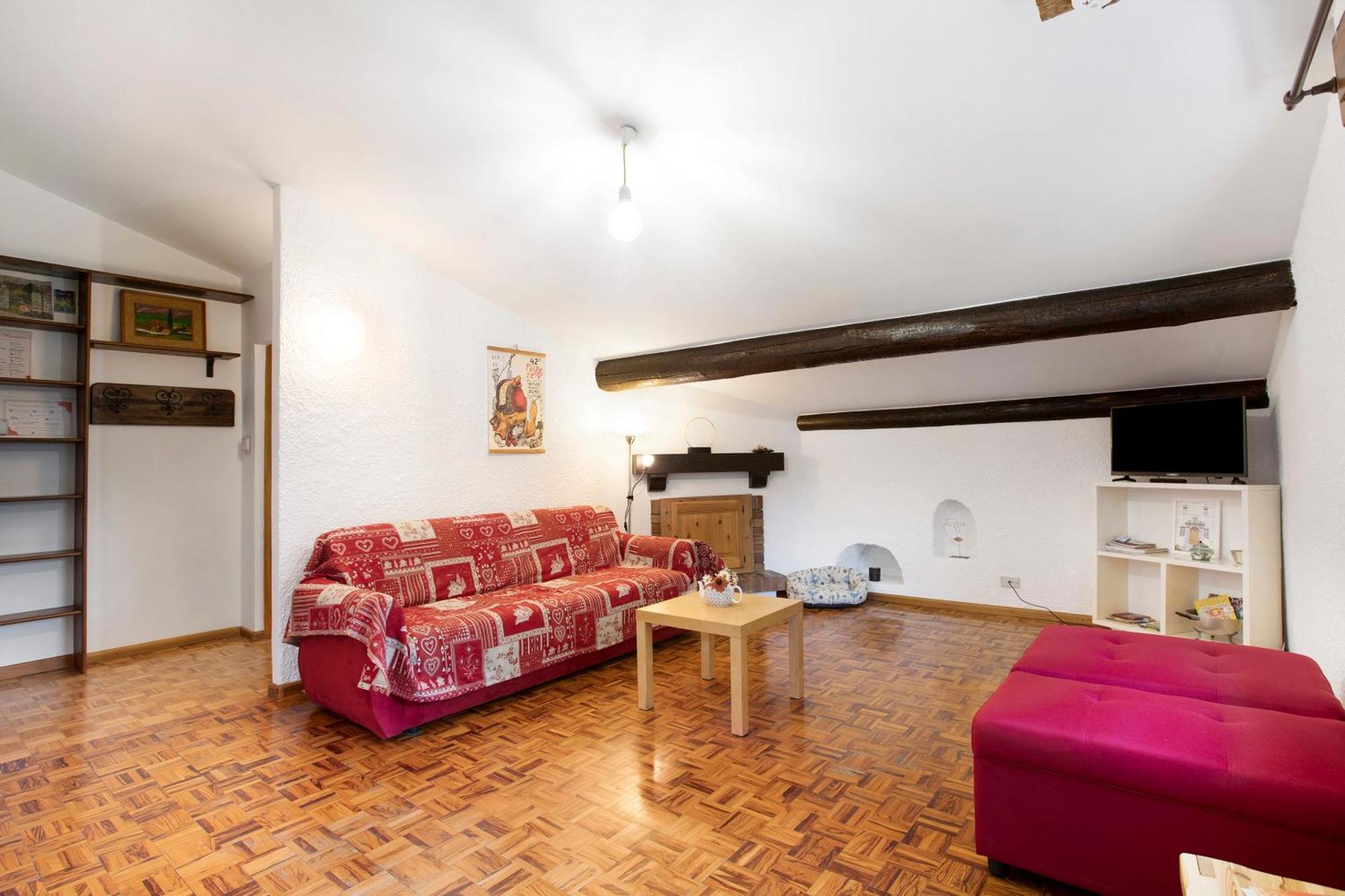 Maison Ninive Aosta Bagian luar foto