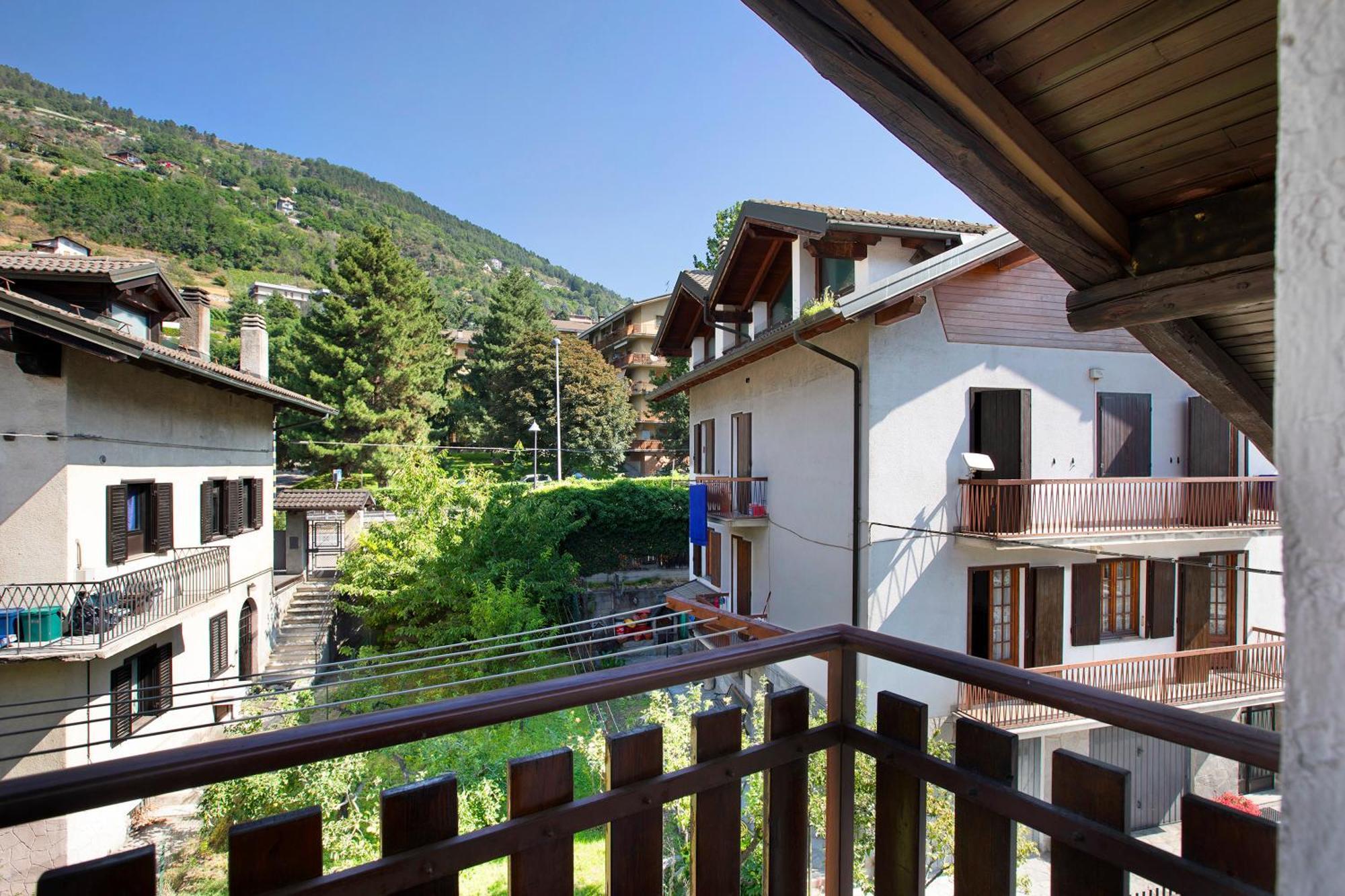Maison Ninive Aosta Bagian luar foto