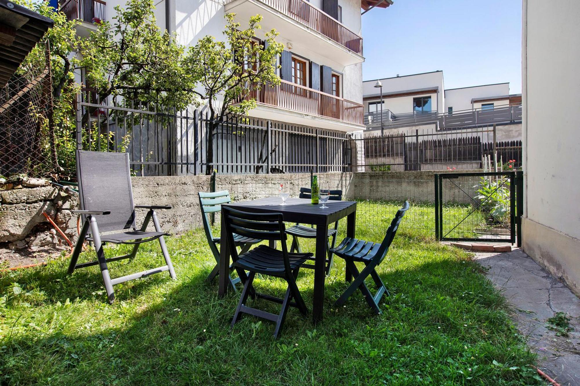 Maison Ninive Aosta Bagian luar foto